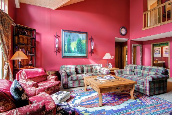 THE BORDERS LODGE BY WESTERN SEASONS (Avon)